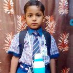 खुशियों का आंगन बना स्कूल, नन्हे छात्र की उत्साहभरी शुरुआत बनी प्रेरणा